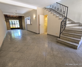 VENTA DÚPLEX 3 DORM. EN SUITE - LAMBARÉ