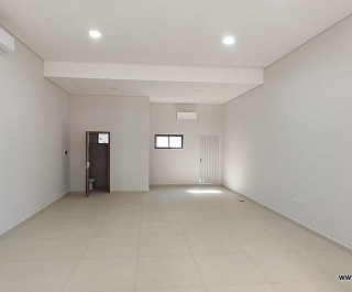 A ESTRENA LOCAL COMERCIAL - LAMBARÉ