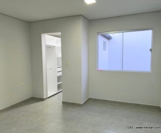 CASA EN P.B. 2 DORM. (1 SUITE) - BARRIOVIDA SAN JOSÉ, LUQUE