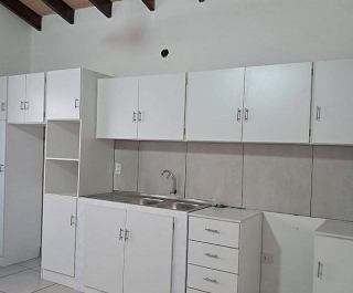 CASA TODA P.B. 2 DORM. - LAMBARÉ
