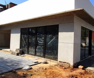 A ESTRENAR LOCALES COMERCIALES - LAMBARÉ